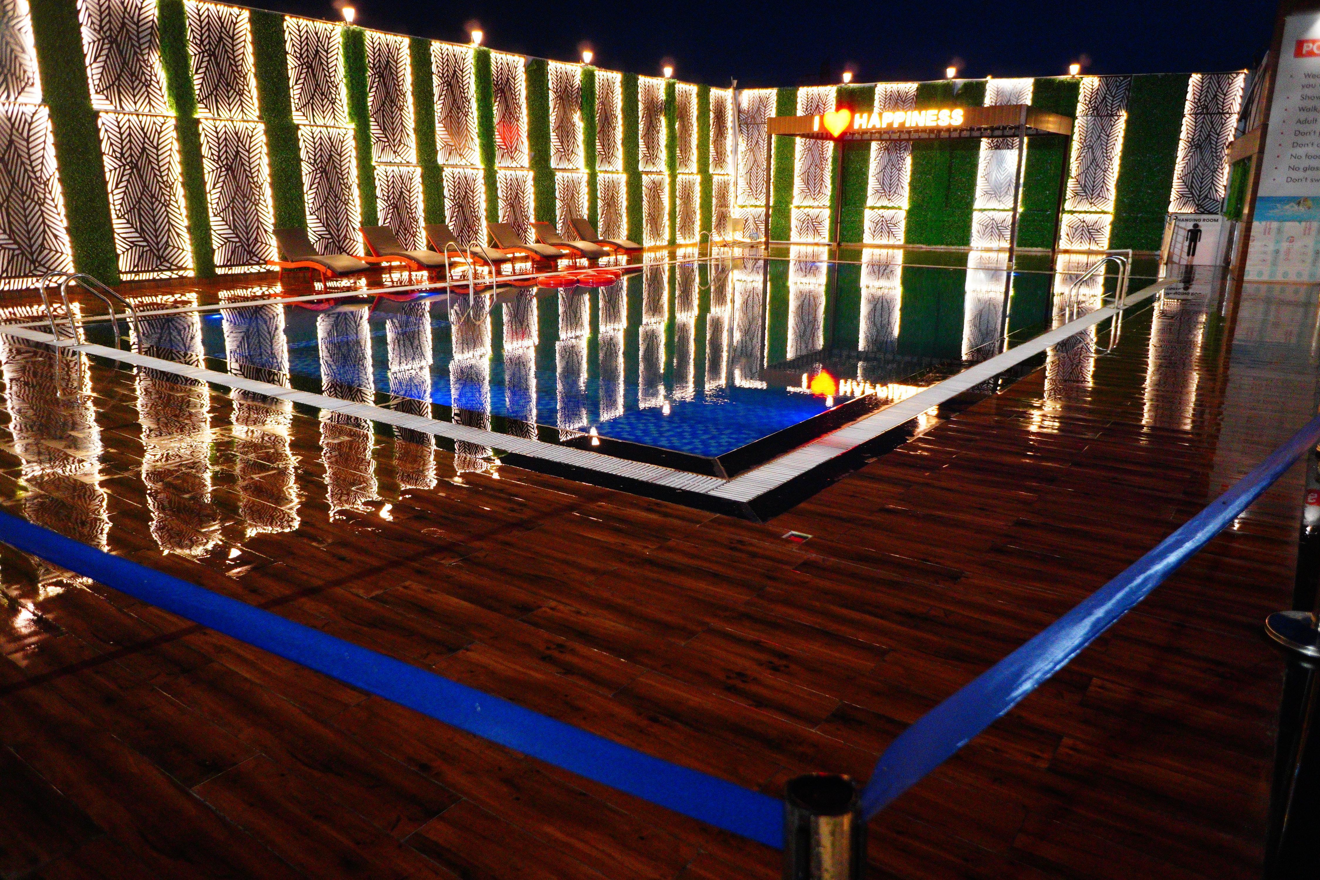 Happiness Resort