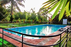 Purayil Resort Kakkadampoyil