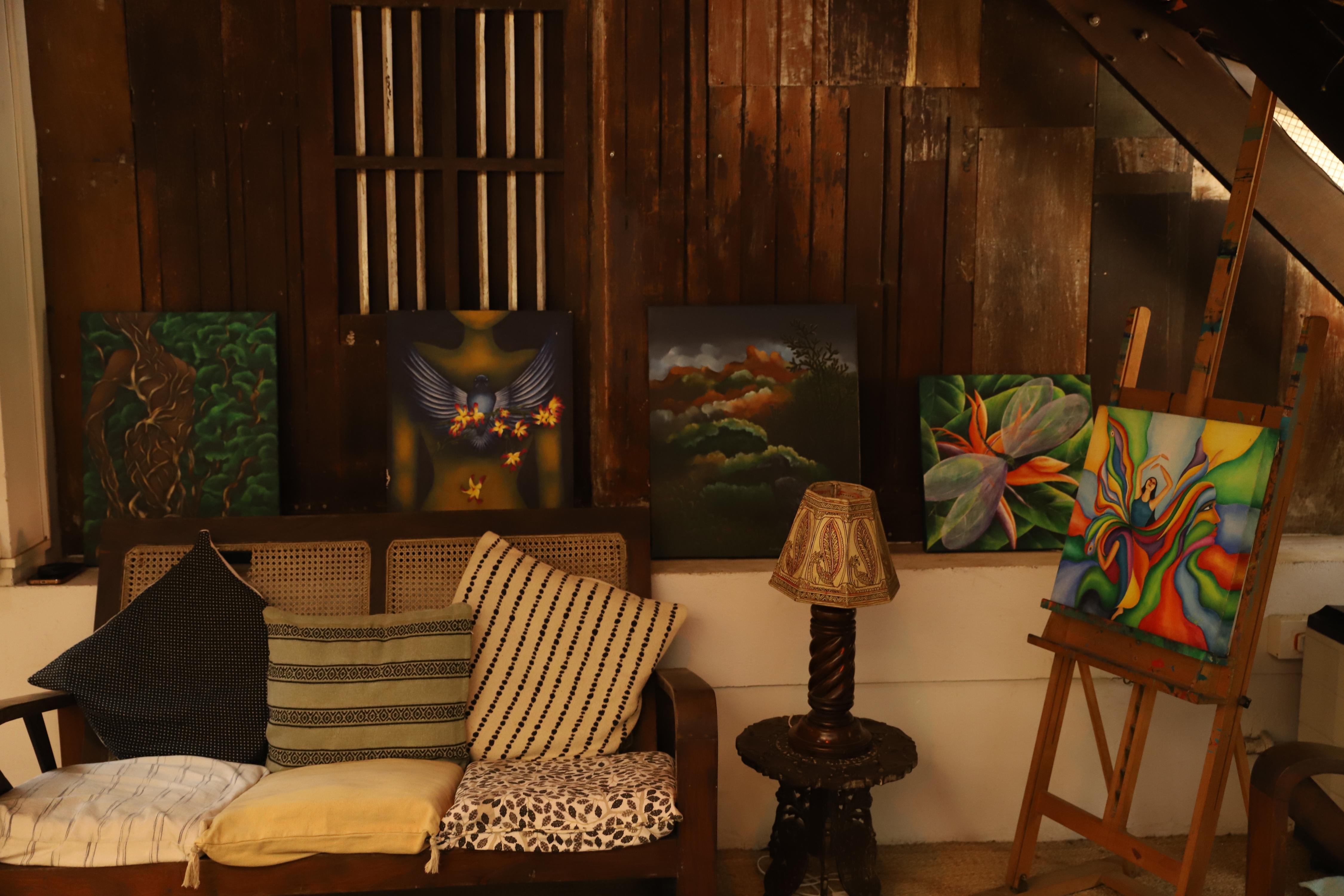 Idha Artists Gallery - Stay with Art - Tap to explore photos