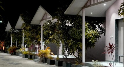 Dhartii RiverView Resort Room Type - US style Cottages