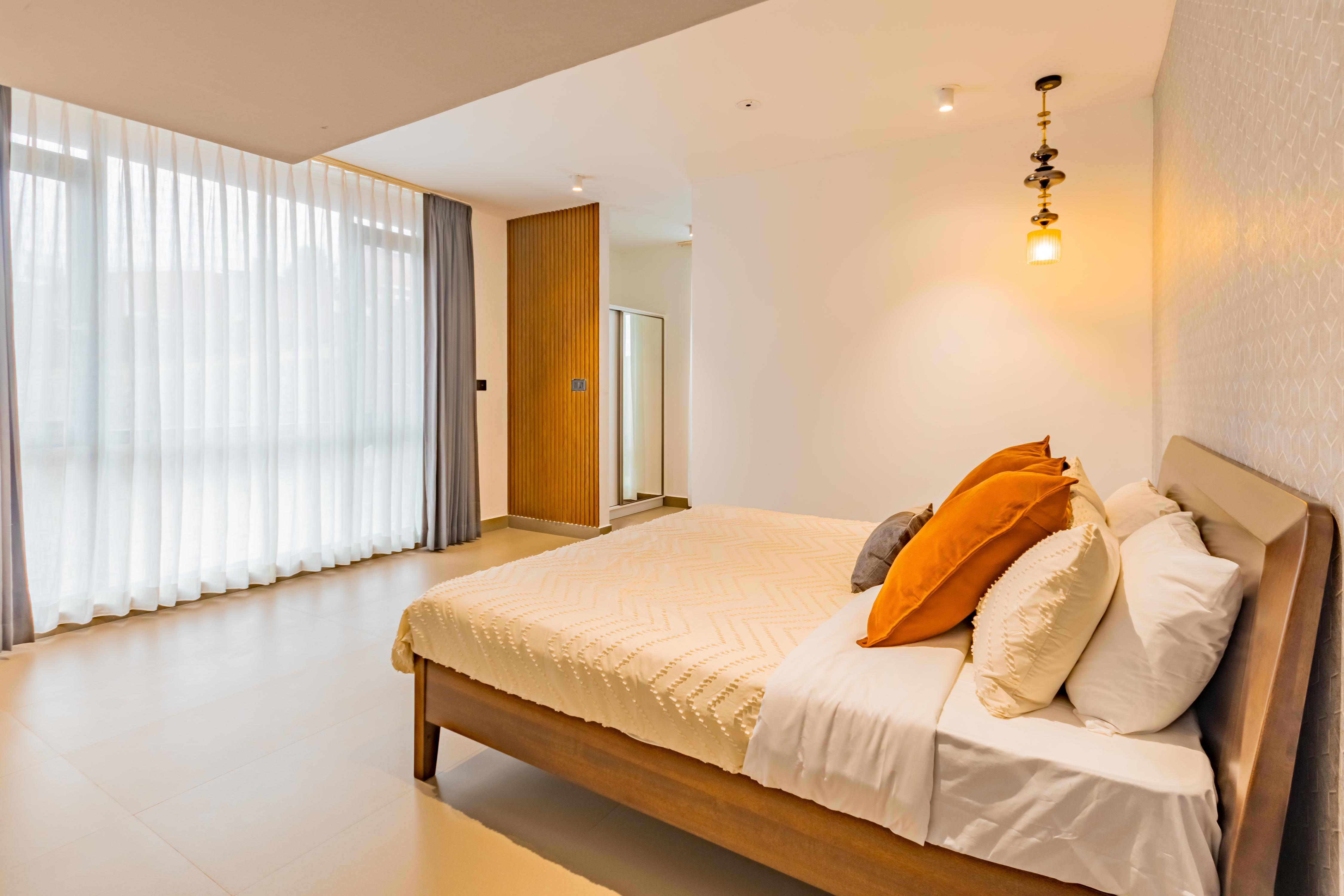 TANGERINE HUES - Tap to explore photos