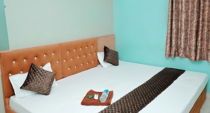 Hotel Shivganga Room Type - Triple Bed Room With AC