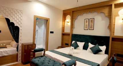 Staykart Boutique Hotel Room Type - King Suite