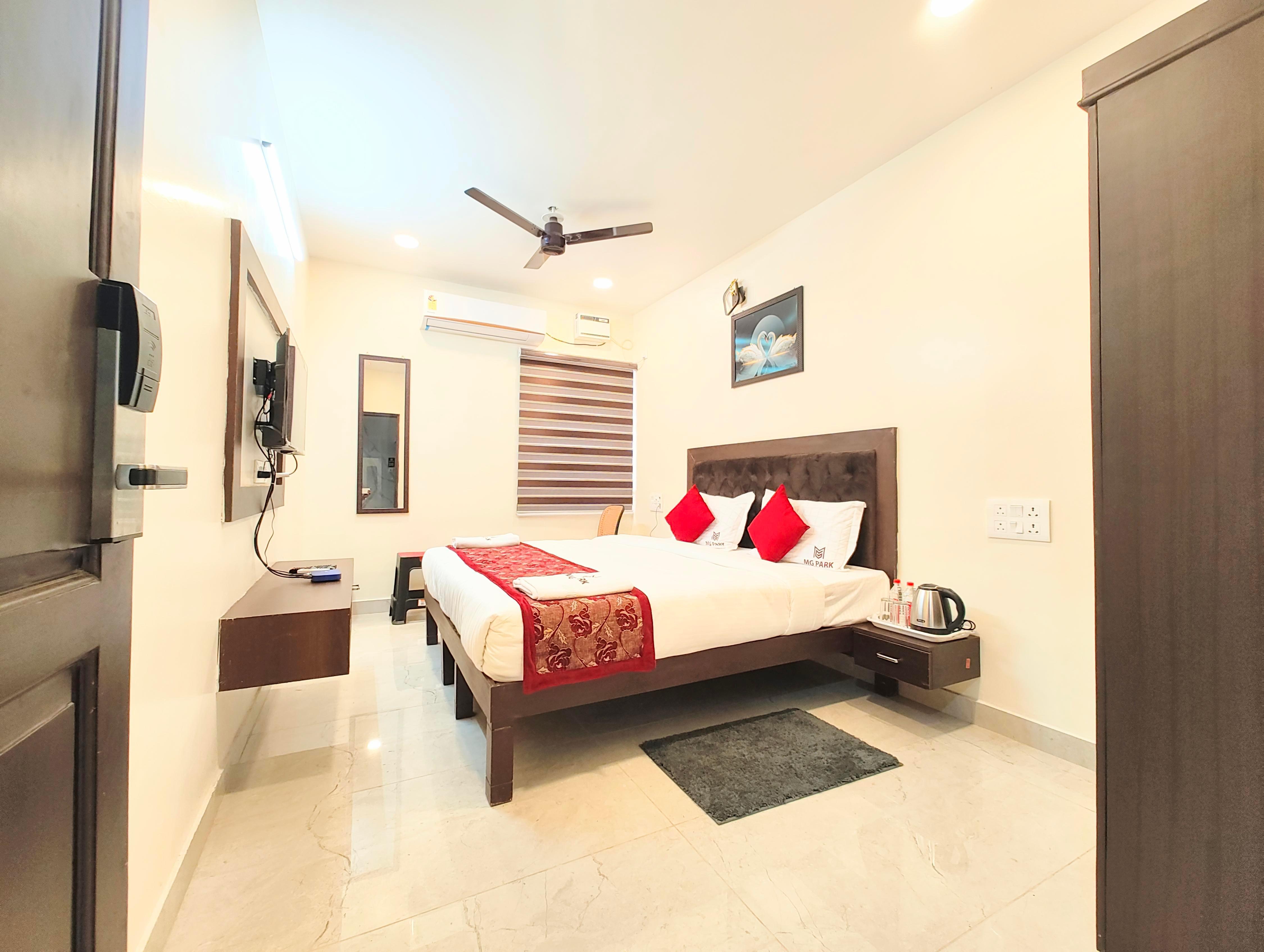 MGPARK - Tap to explore photos