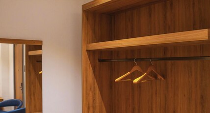 Nes-Terns Room Type - King Suite Room