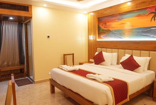 Le Kumar Residency