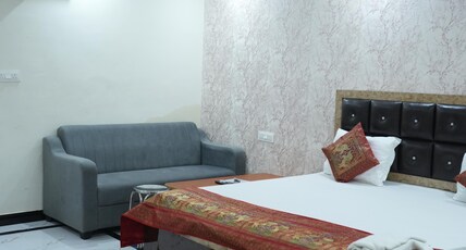 Hotel Raj Palace Varanasi Room Type - Super Deluxe Room