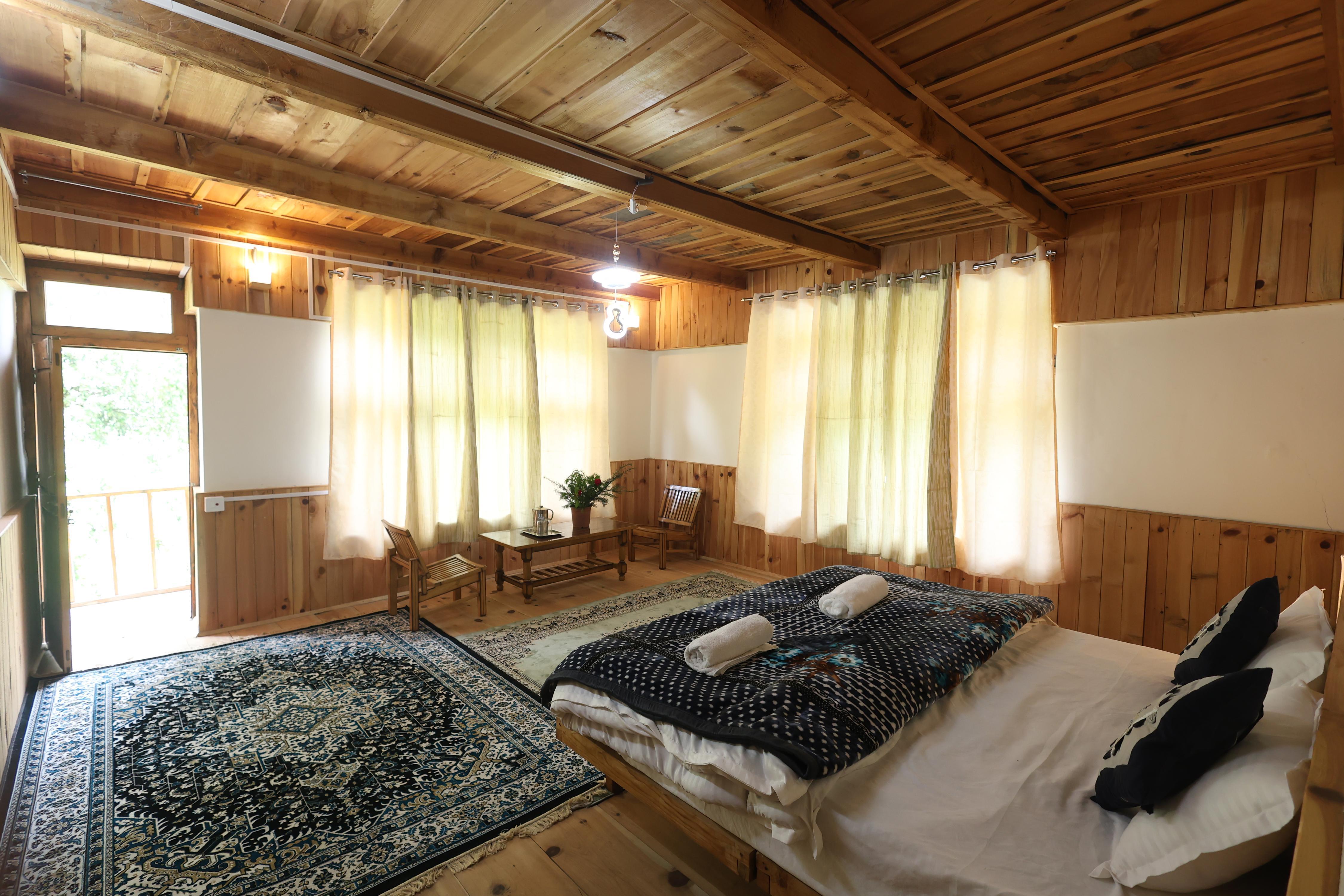 Escape Window Jibhi Room Type - Mountain view Rooms