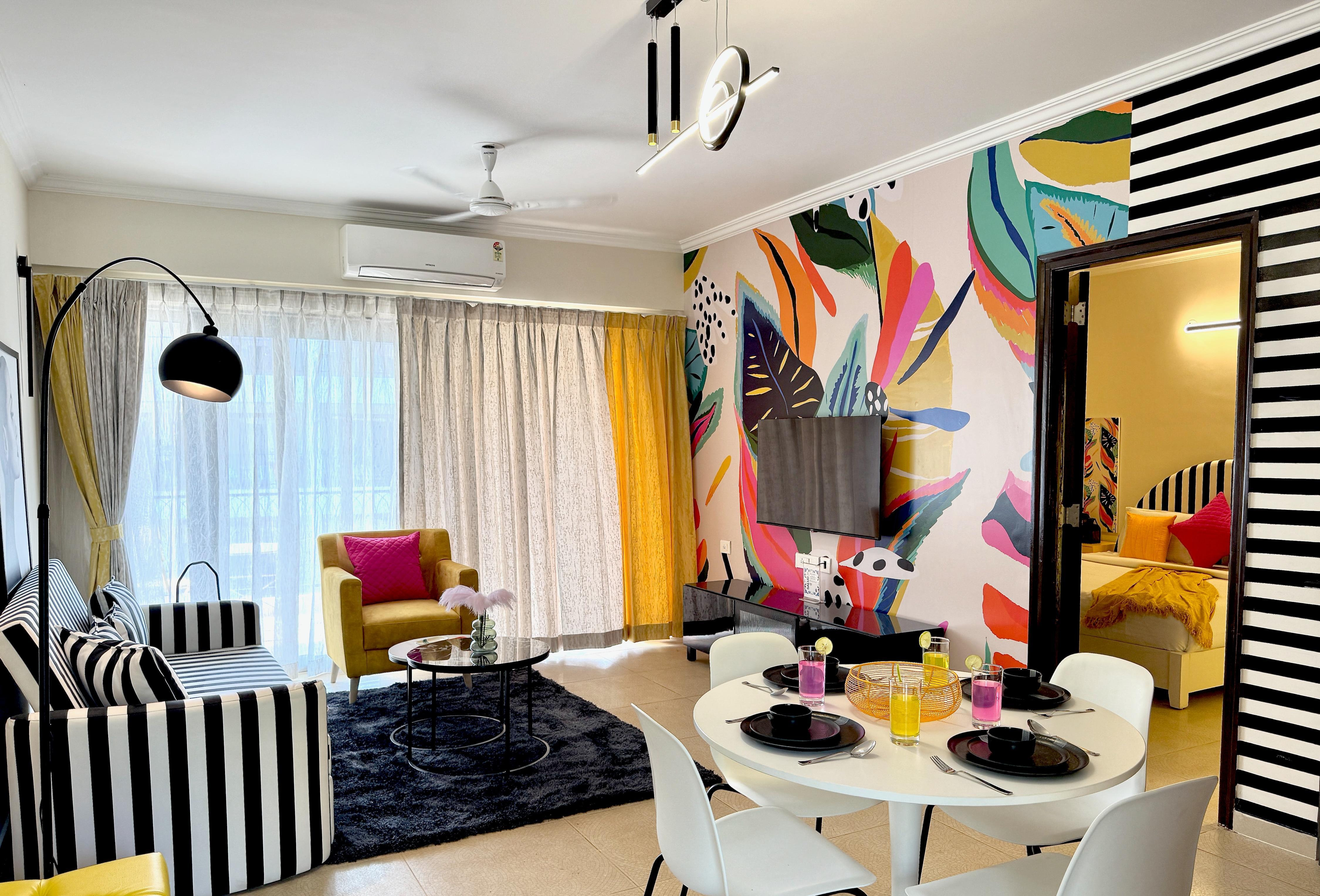 Noir Pop at Baga beach Free wifi, king bed, pool - Tap to explore photos