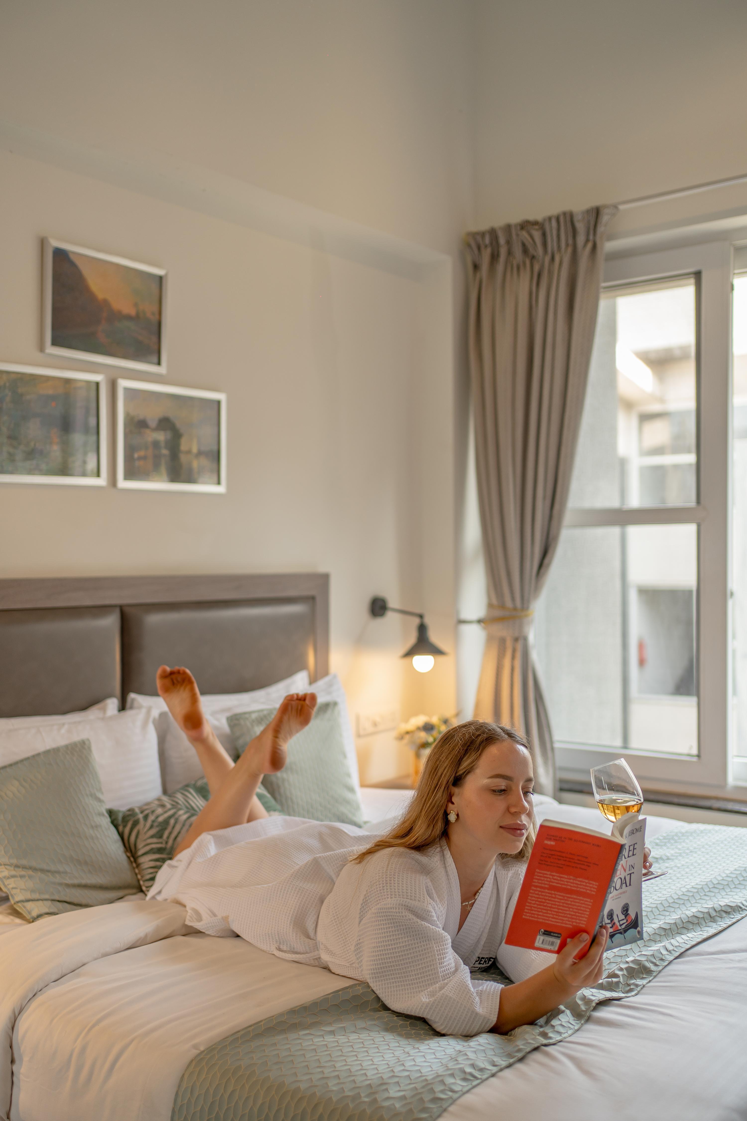 Perfectstayz Premium Suites - Tap to explore photos