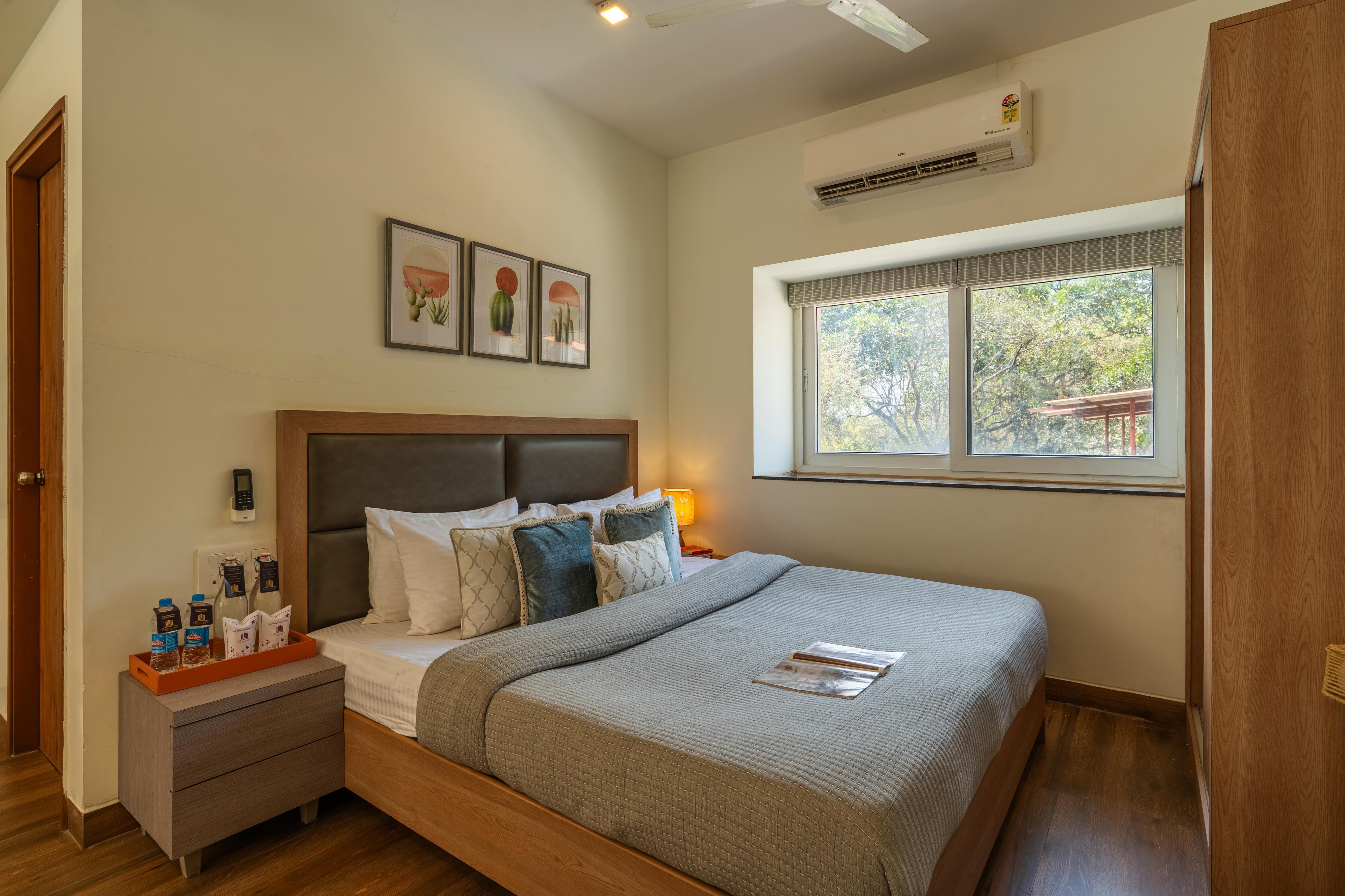Perfectstayz Premium Suites Room Type - Studio Residence with Living Area & Kitchenette