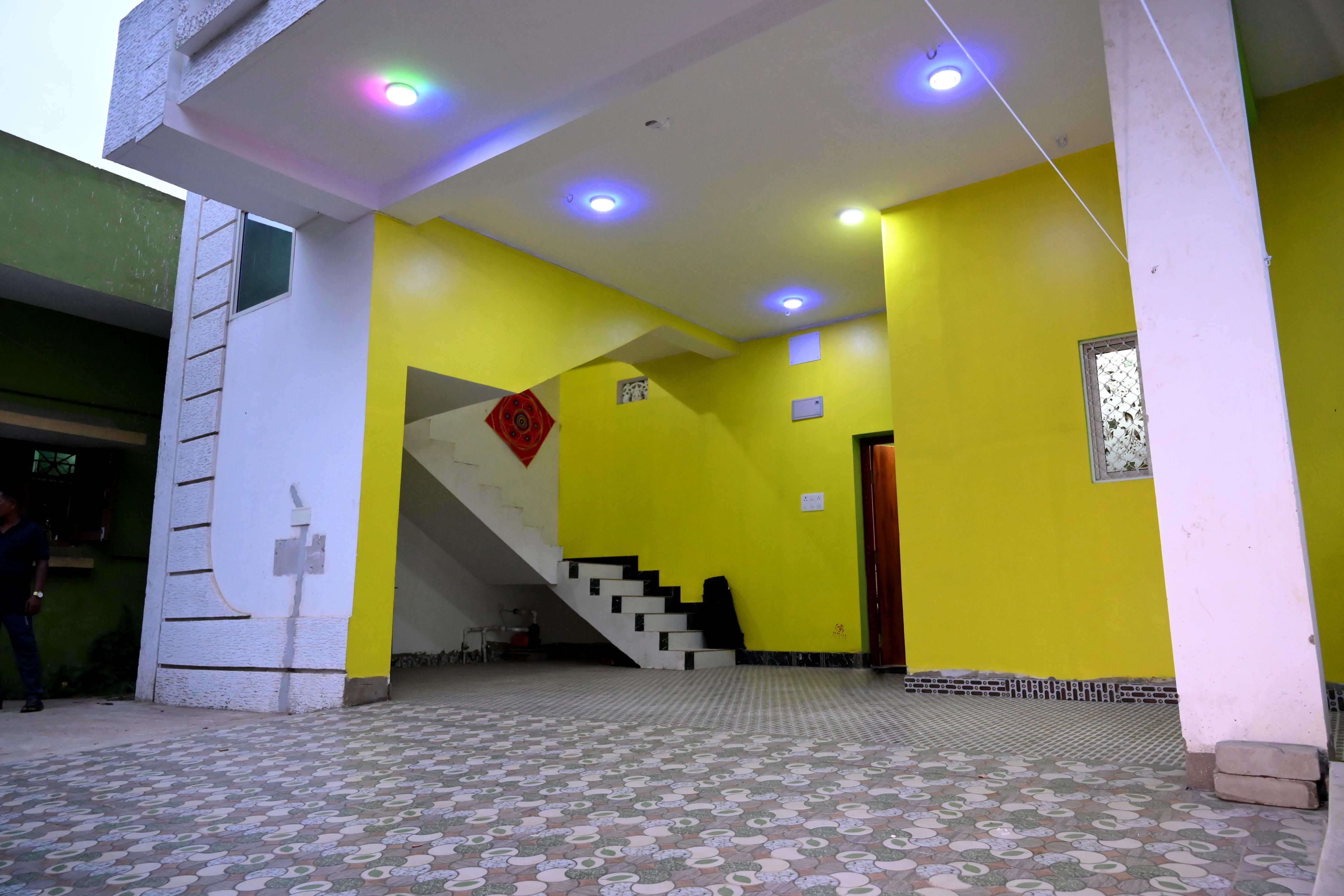 Silly Stay | Cozy Entire 1BHK Apartment - Tap to explore photos