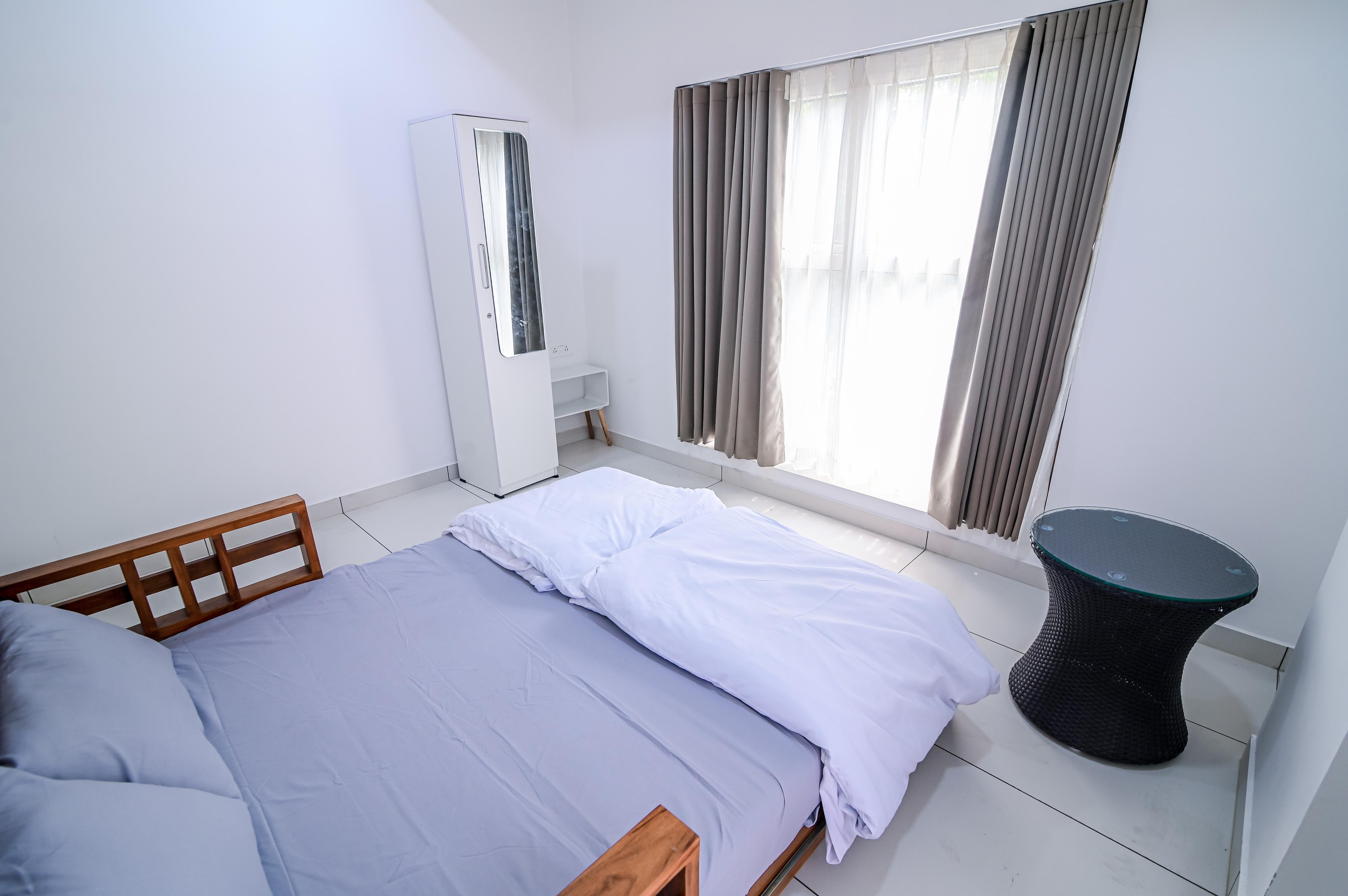 Flexicubes- 3BHK AC - Smart Access -Near Kakkanad - Tap to explore photos