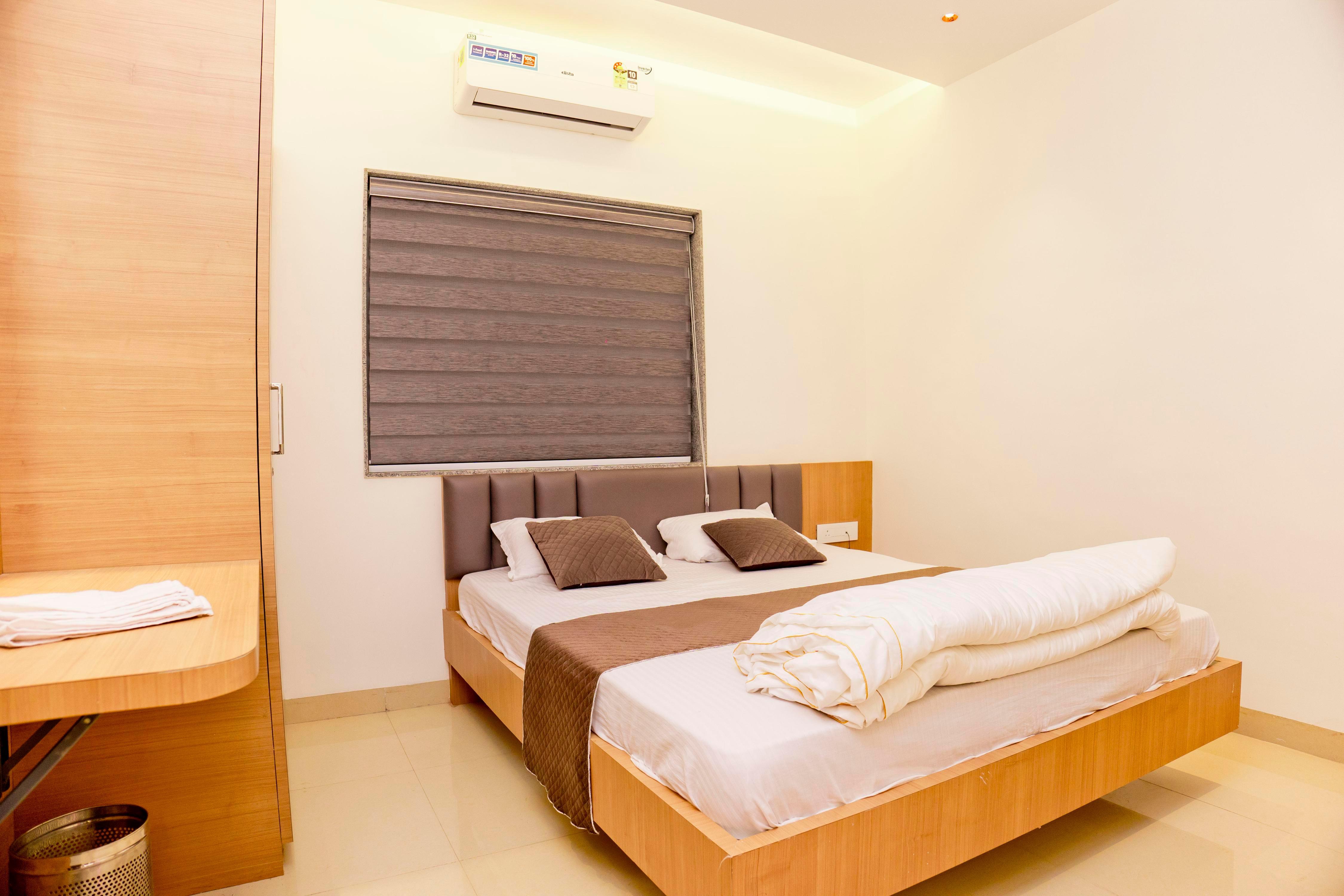 Grand Vithumauli Hotel & Lodging