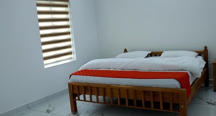 Jacob's Paradise Room Type - Luxury AC room