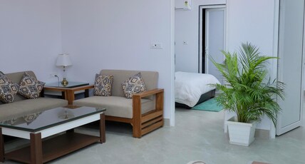 Serene 3 BHK Airbnb near Yashobhoomi Room Type - Serene 3 BHK Airbnb near Yashobhoomi