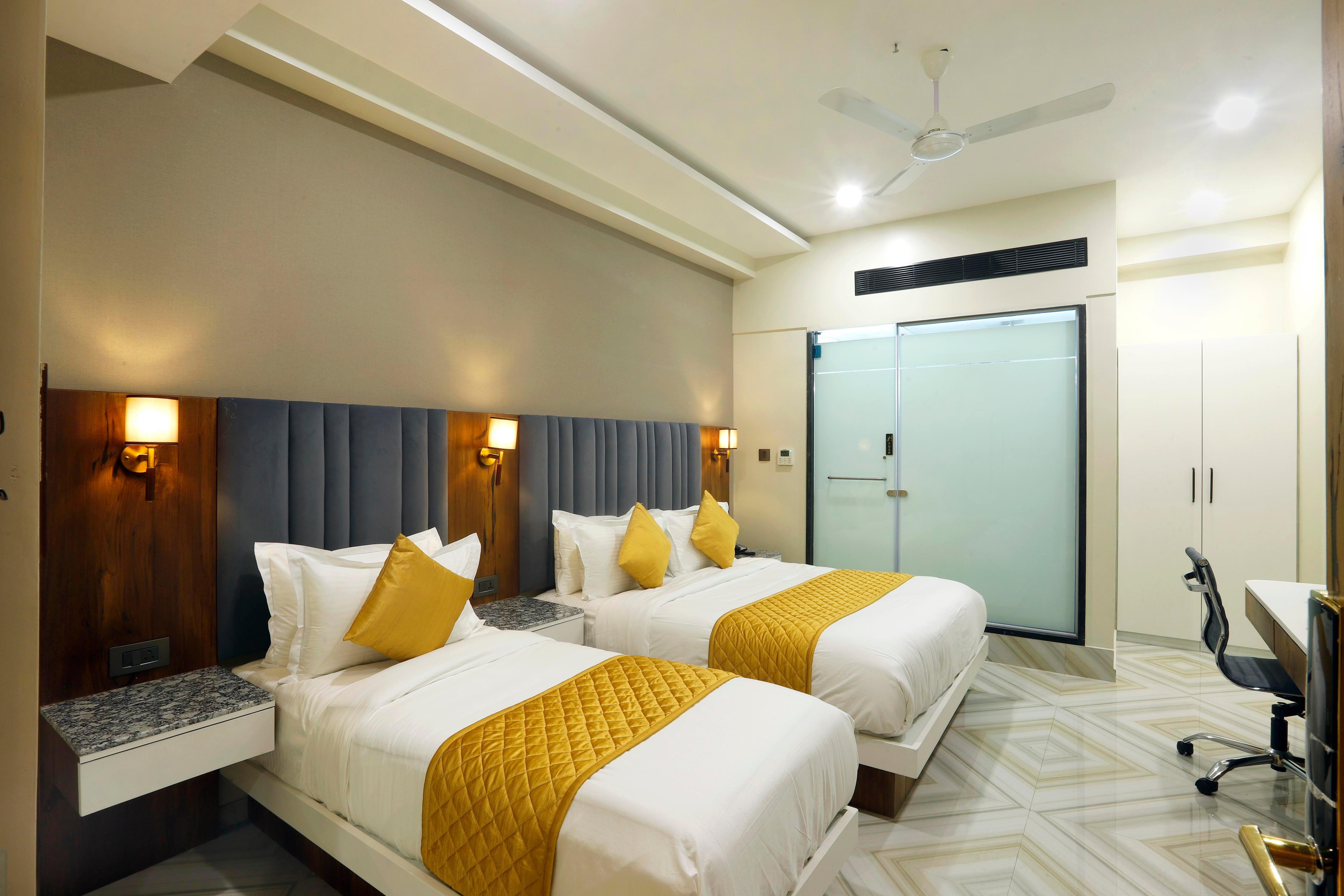 Hotel Breeze Bay EX -Near US Consulate, Bandra Kurla Complex BKC, Mumbai - Tap to explore photos