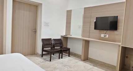 Hotel M.s Room Type - Deluxe Room