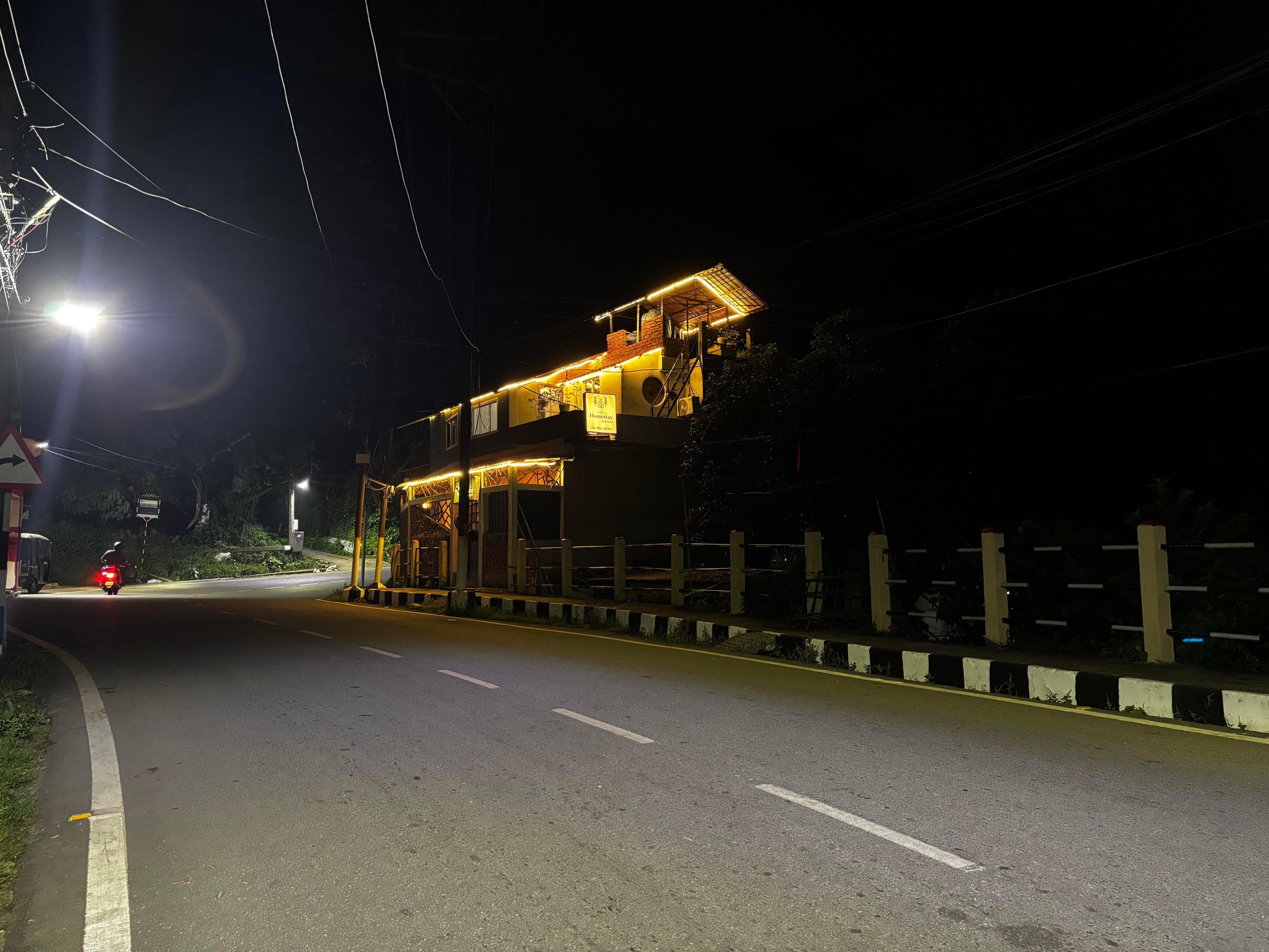 Bonoriya - Tap to explore photos