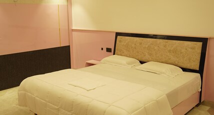 A79 hotel Room Type - Super deluxe Room