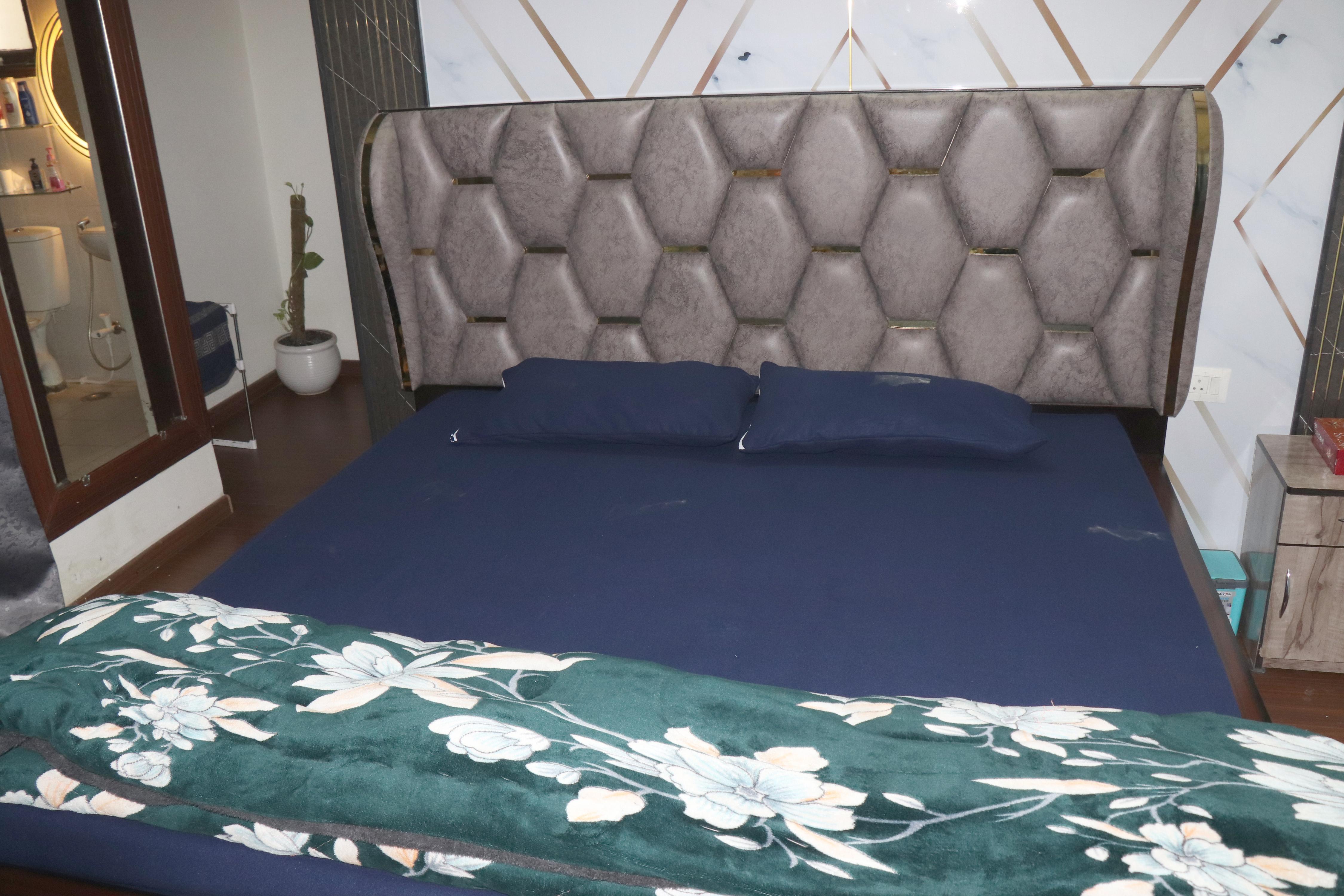 AirNova 3bhk luxurious flat in Sonipat Murthal - Tap to explore photos