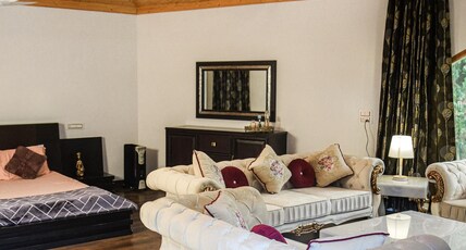 Vedanta Oneness Room Type - Premium Top Floor Suite