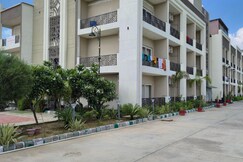 Onlystay Char Dham by Sadhna