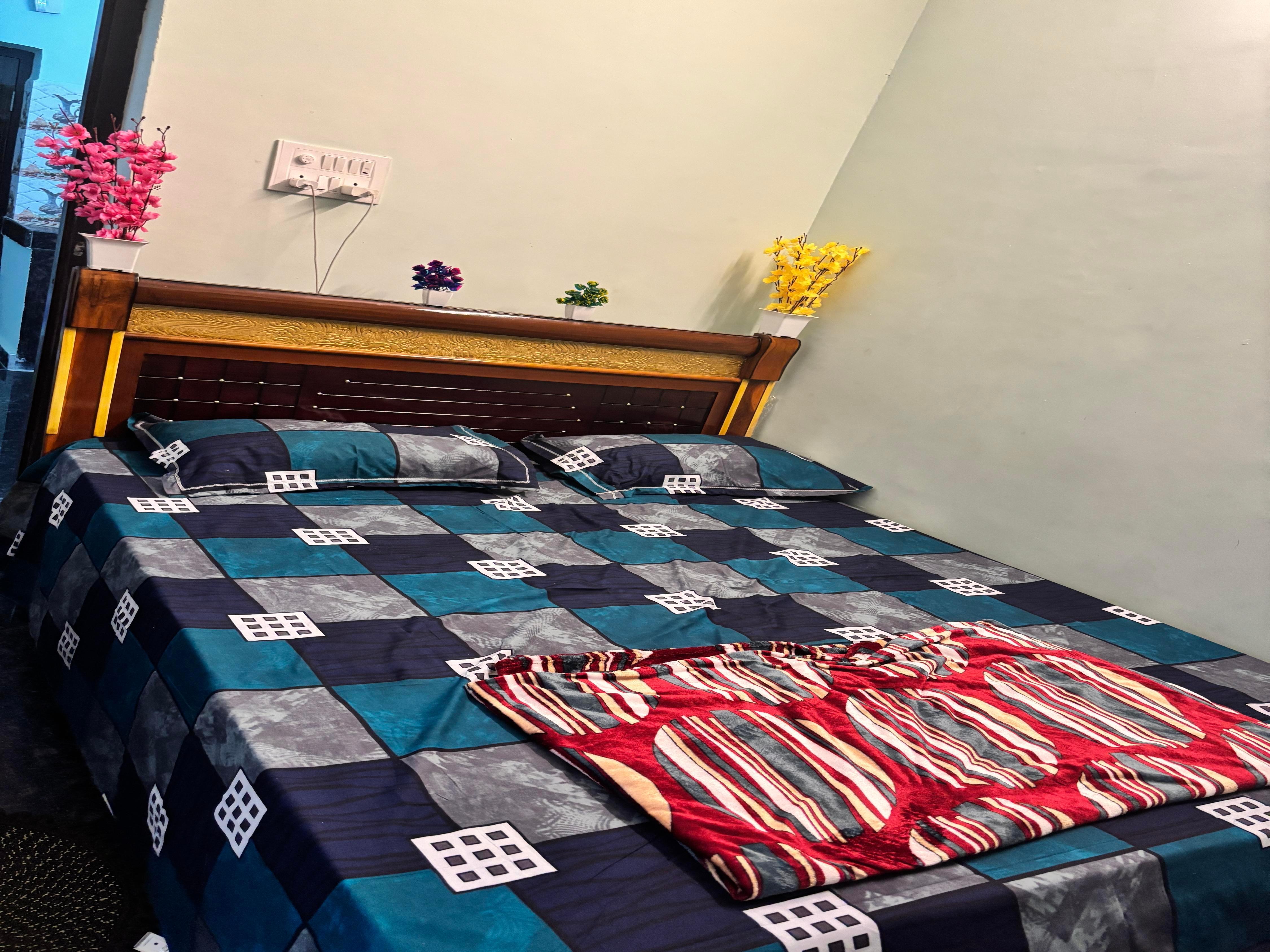(Lara home stay1) Hyderabad - Tap to explore photos