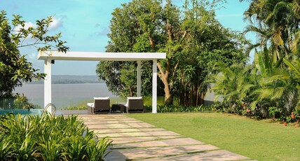 Goa Blue Sea Villa 3bhk with 2 Pools & Garden Room Type - Goa Blue Sea Villa 3bhk with 2 Pools & Garden