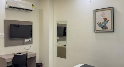 HOTEL SILVER STAY NEW Room Type - Deluxe Room