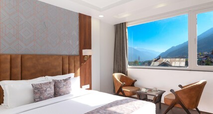 Hotel Skyline, Manali - Walking to Mall Road, Centrally Heated Room Type - SkyView Deluxe Room Without Balcony Hotel Skyline, Manali - Walking to Mall Road, Centrally Heated Room Type - SkyView Deluxe Room Without Balcony