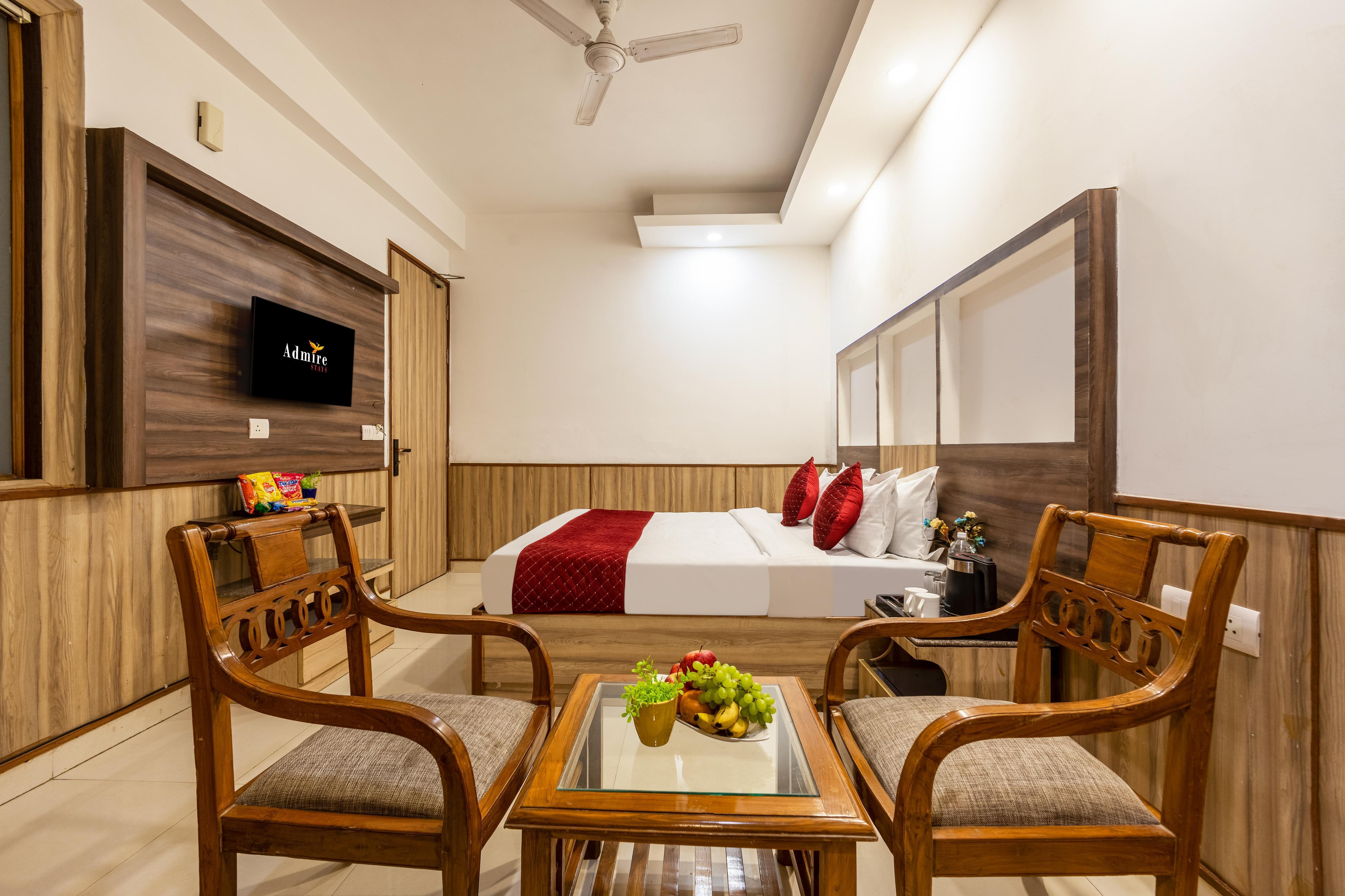 Hotel Admire Inn Sec-44 by ASPL - Tap to explore photos