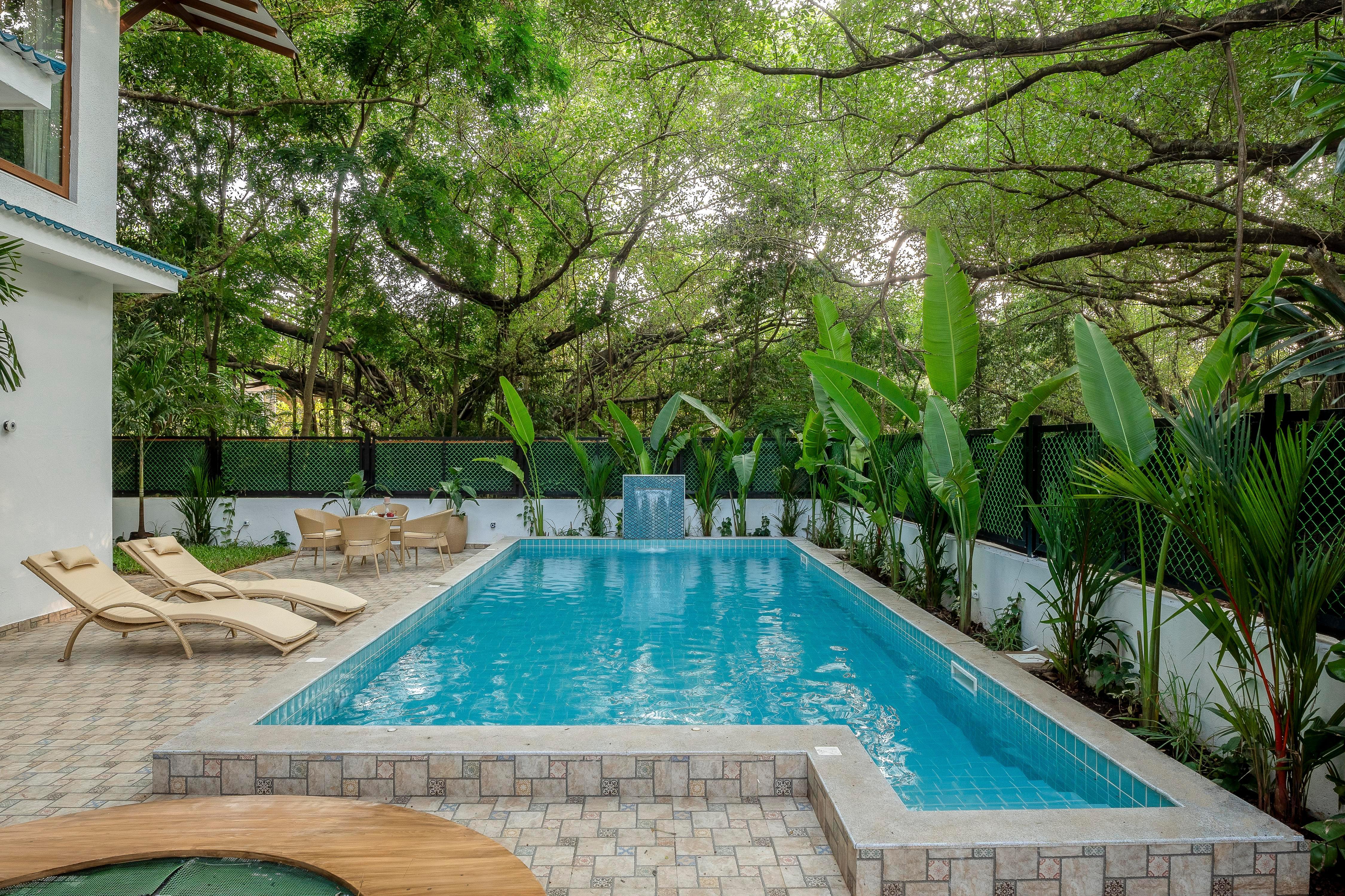 Luxury Villa | Private Pool | Jacuzzi | nr Beach - Tap to explore photos