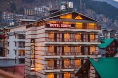 Hotel Surya Inn & Suites 
