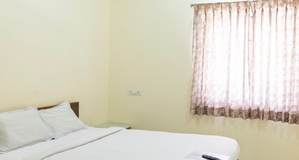 Shree's Hotel Room Type - Standard Room