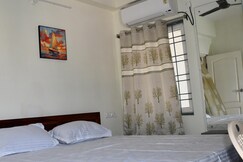 Elegant Beach View Flat