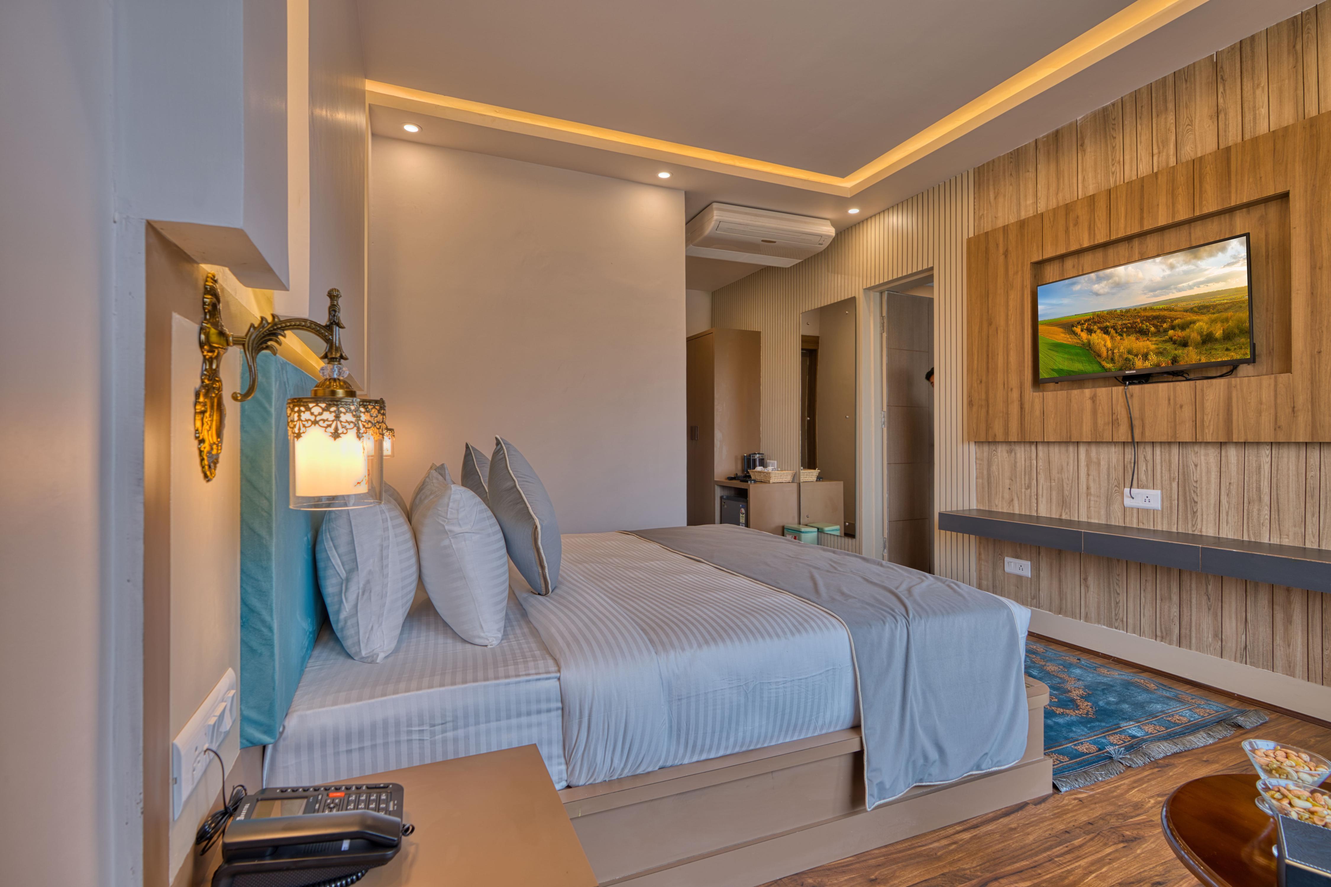 The Pahalgam Dayz Room Type - Super Deluxe Room