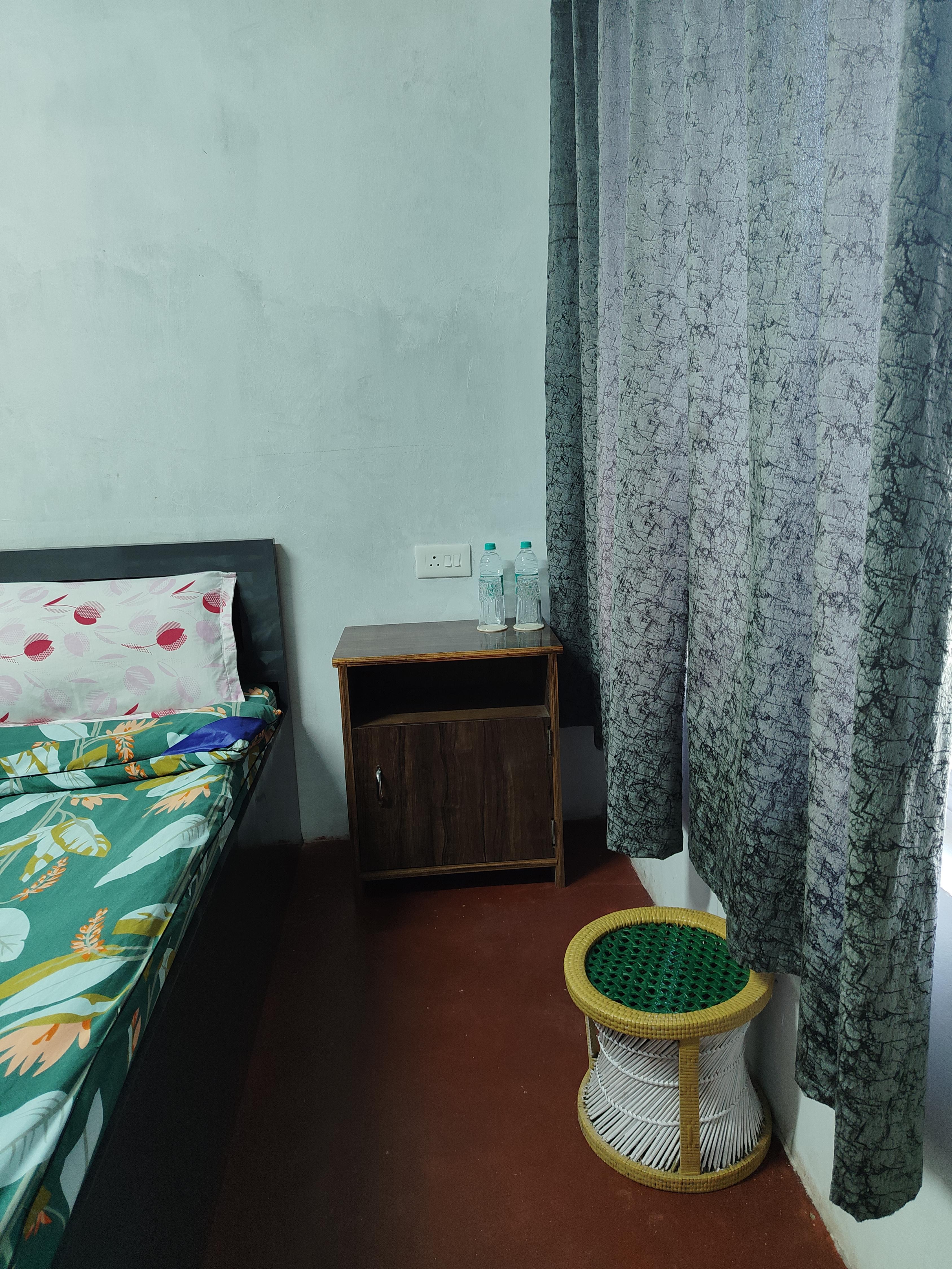 Makarios Homestay - Tap to explore photos