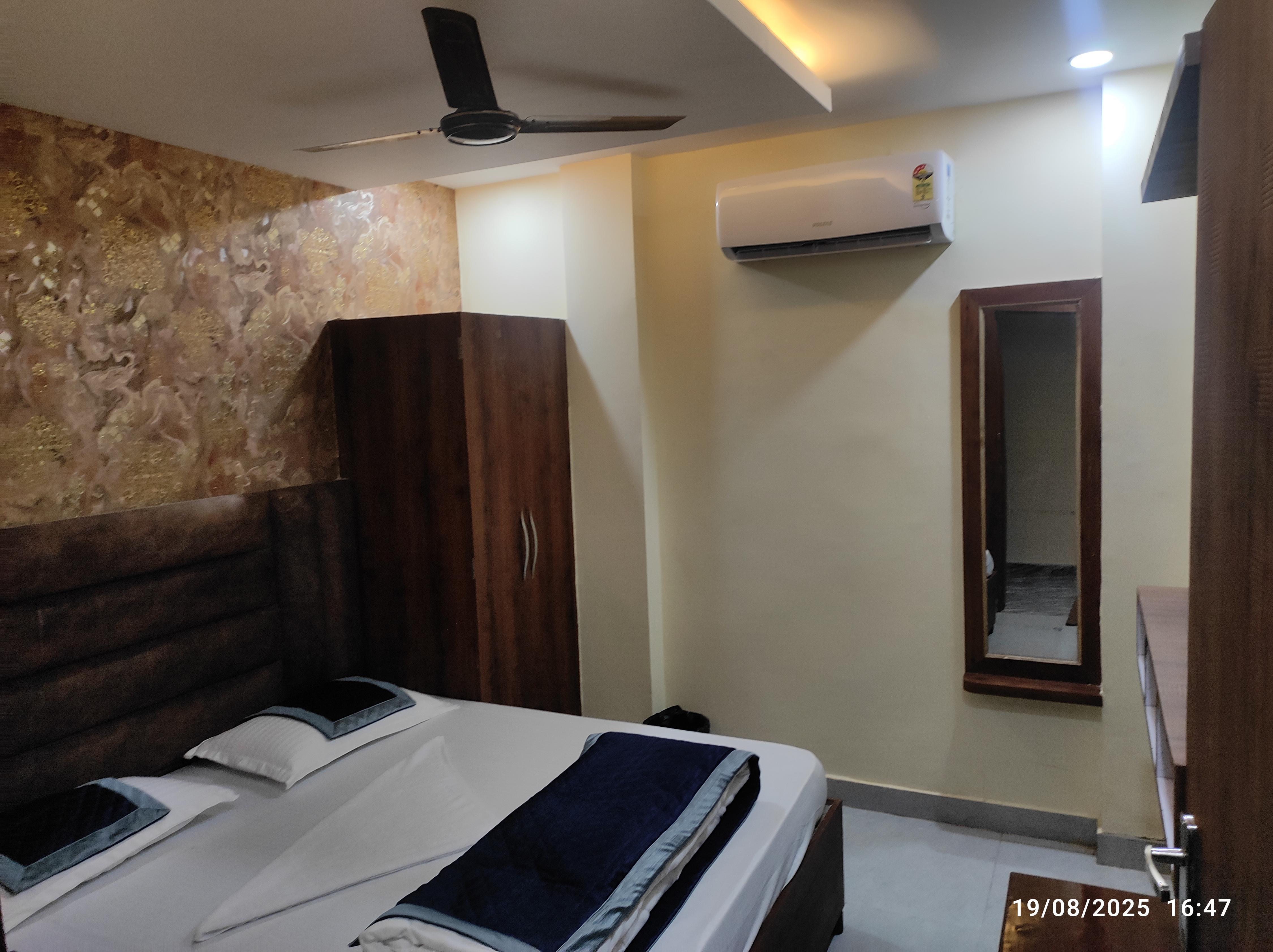 Nilkanth Paying Guest House