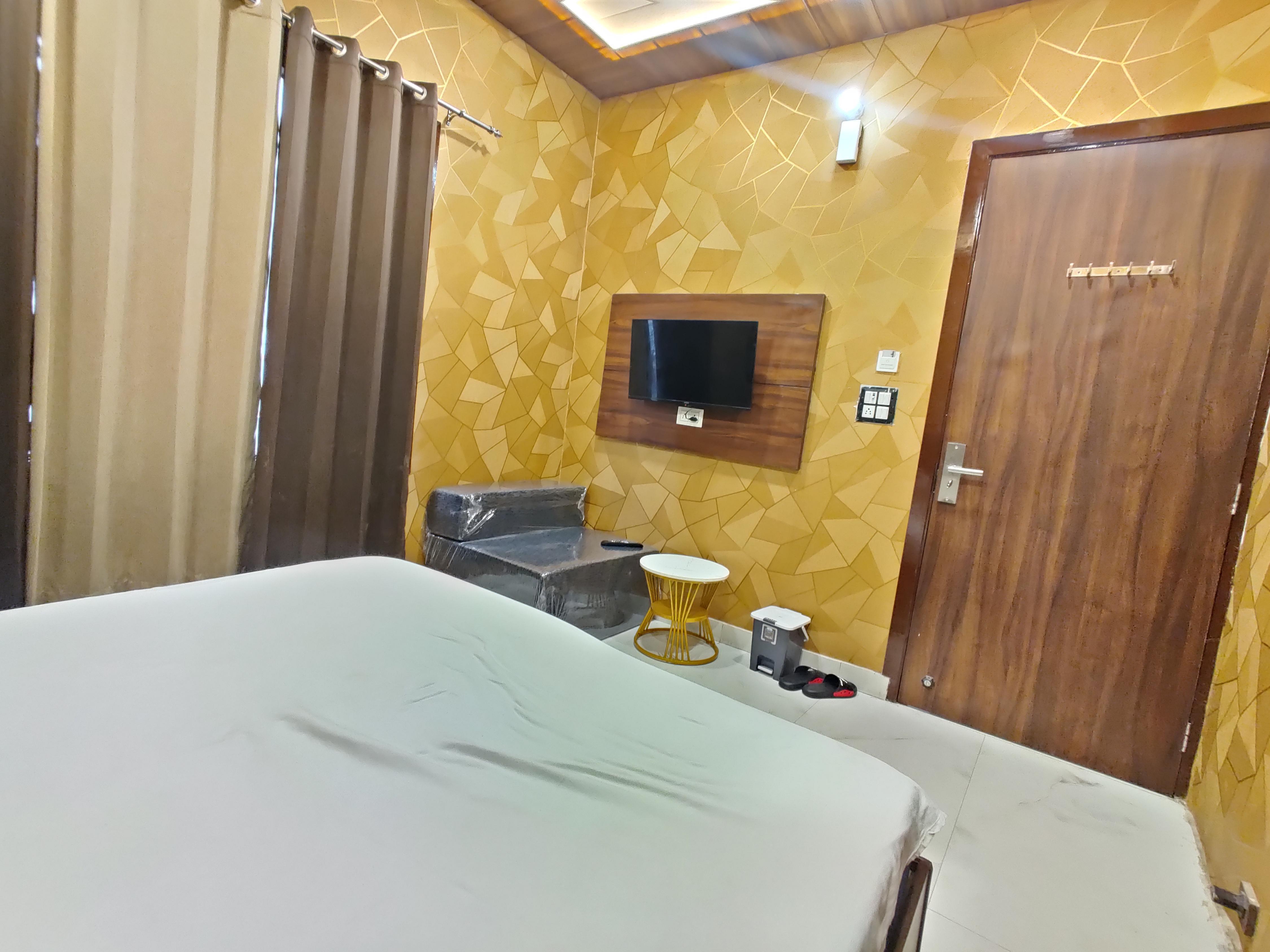 HOTEL 91 Room Type - Deluxe Room
