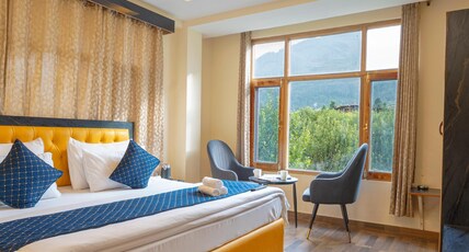 Hotel Oscar Manali (Old Manali) Room Type - Premium Room With Mountain and Orchid View Hotel Oscar Manali (Old Manali) Room Type - Premium Room With Mountain and Orchid View