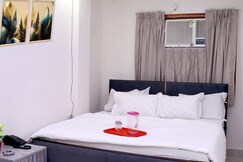 Hotel Shivam Palace Near Anand Vihar Railway Station