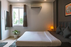 Housr 84 Suites Kondapur near Botanical Garden