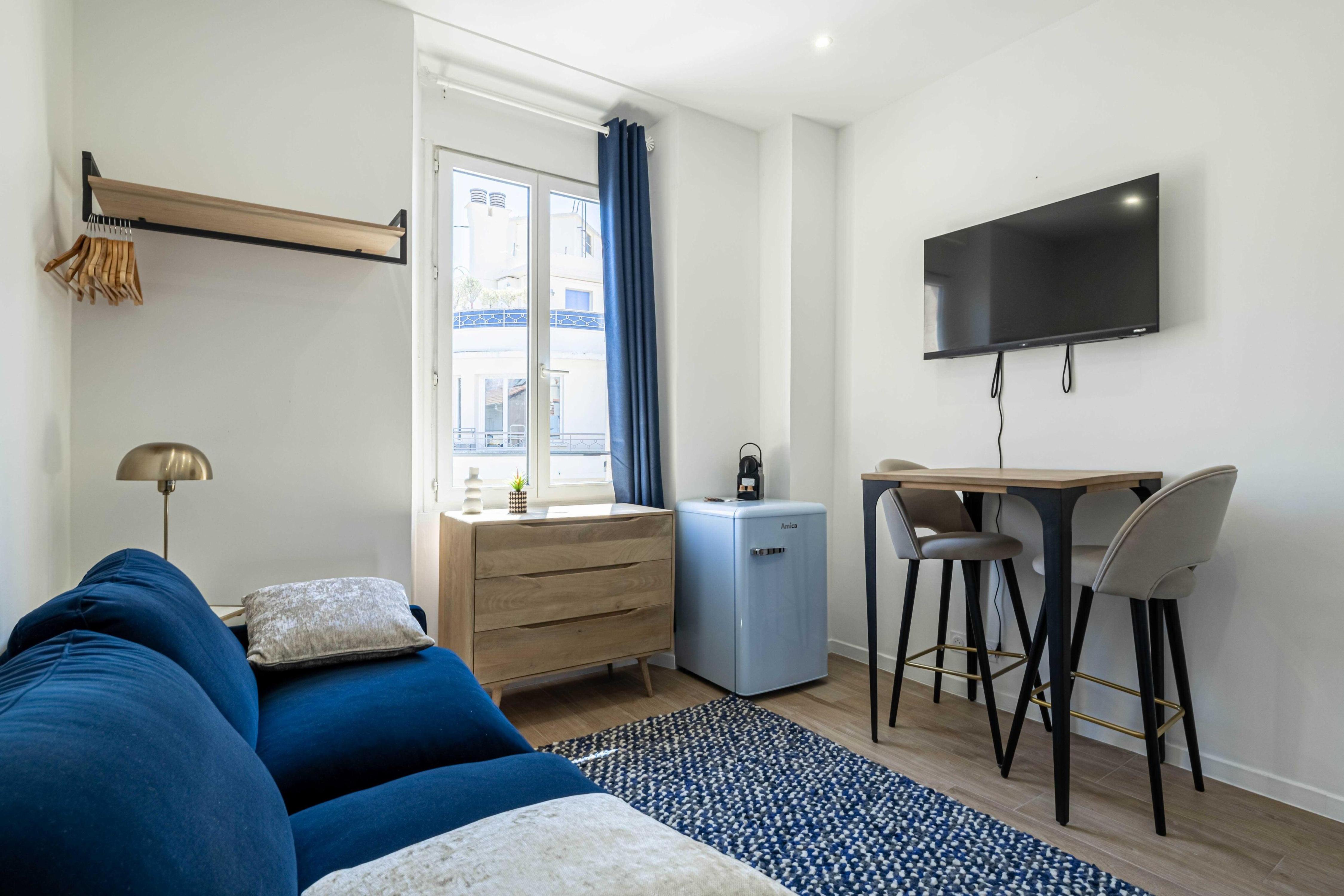 Cozy studio - Cannes center - 2 persons - Tap to explore photos
