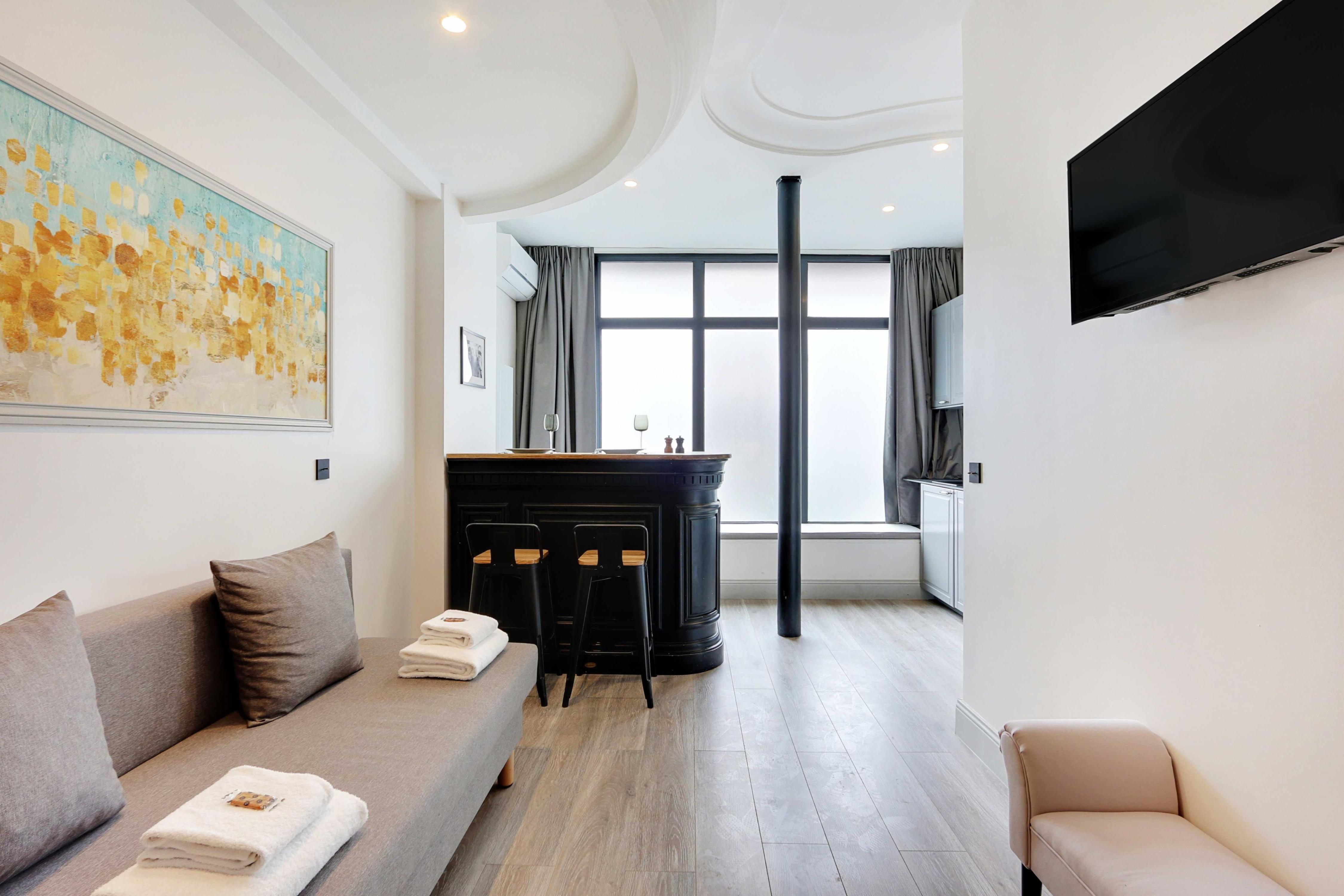 Modern apartment - 1BR/2P - Bastille 12 - Tap to explore photos