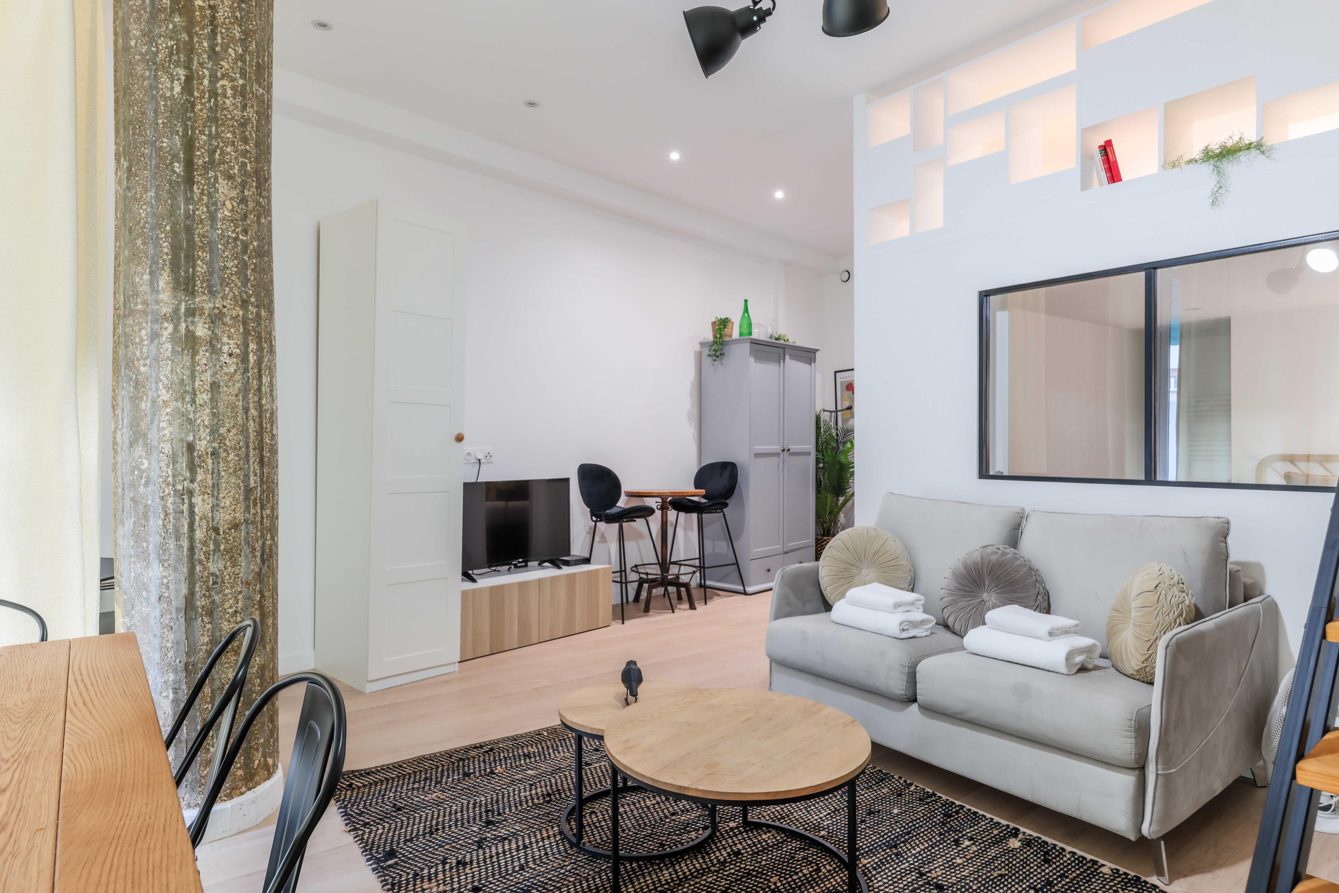 Cosy apartment - 1BR/4P - Passy/Tour Eiffel - Tap to explore photos