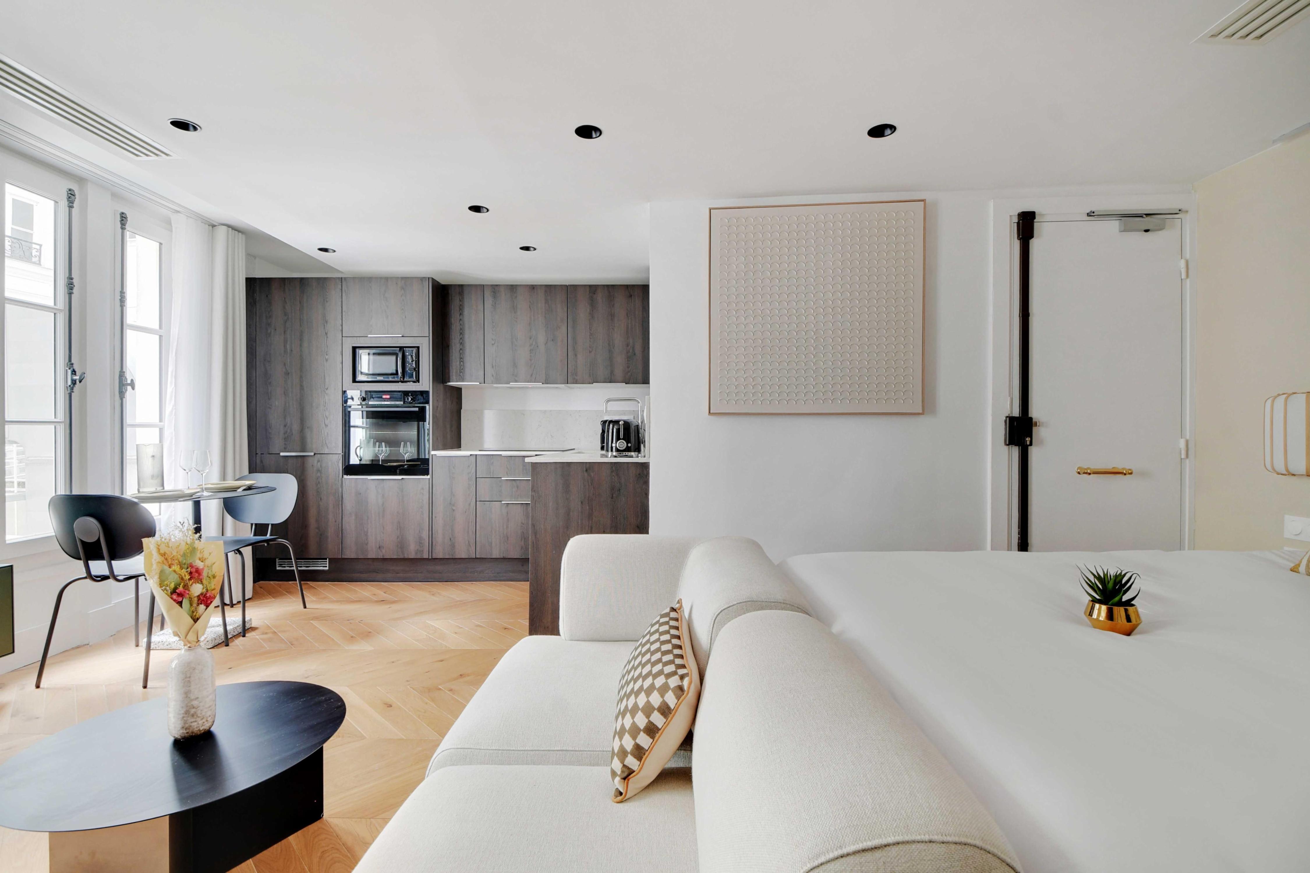 Welcoming studio 1BR/2P - Opera 3 Room Type - Welcoming studio 1BR/2P - Opera 3