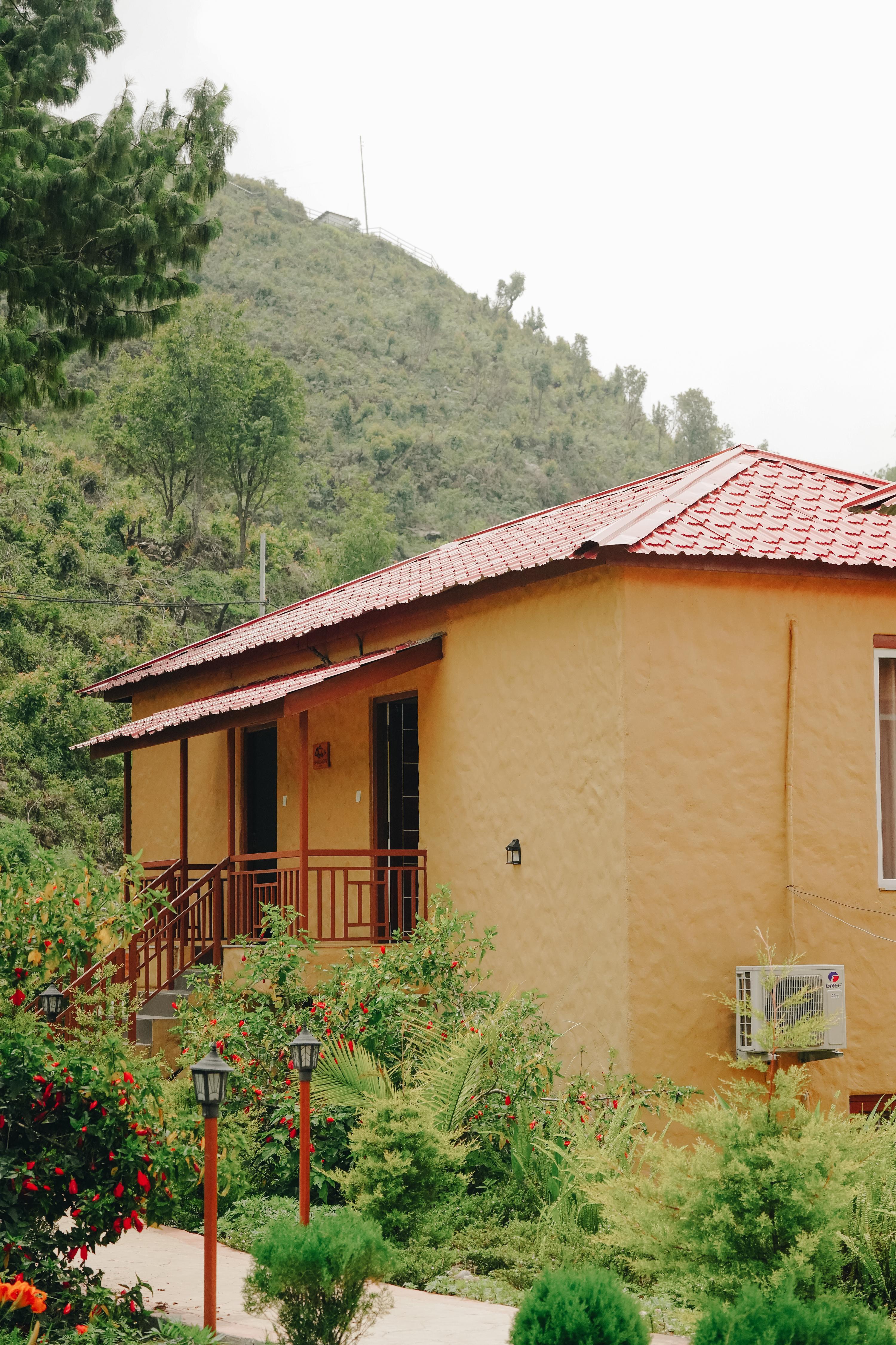 Mattikhan Mountain View Resort - Tap to explore photos