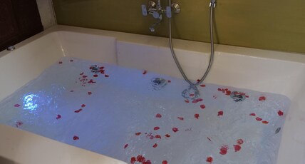 Sinhagad Bliss Room Type - Mountain View with Jaccuzi Sinhagad Bliss Room Type - Mountain View with Jaccuzi