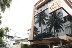 Jas Grand Inn